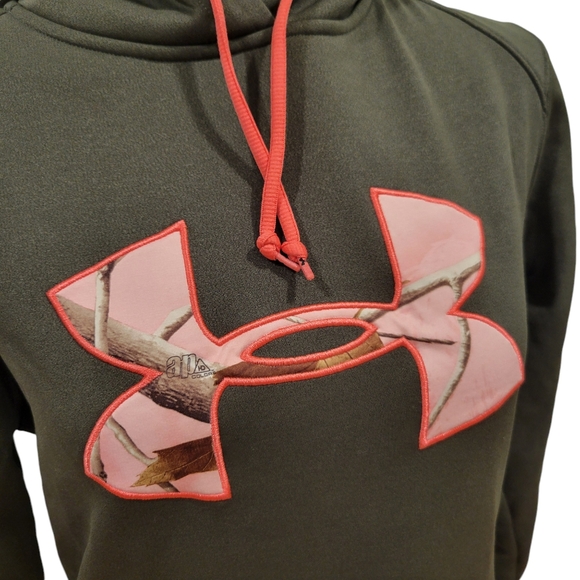 Under Armour Hoodie - Picture 9 of 9